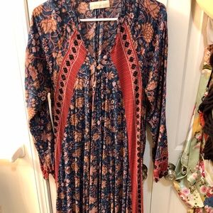 Natalie Martin Fioré in Dahlia